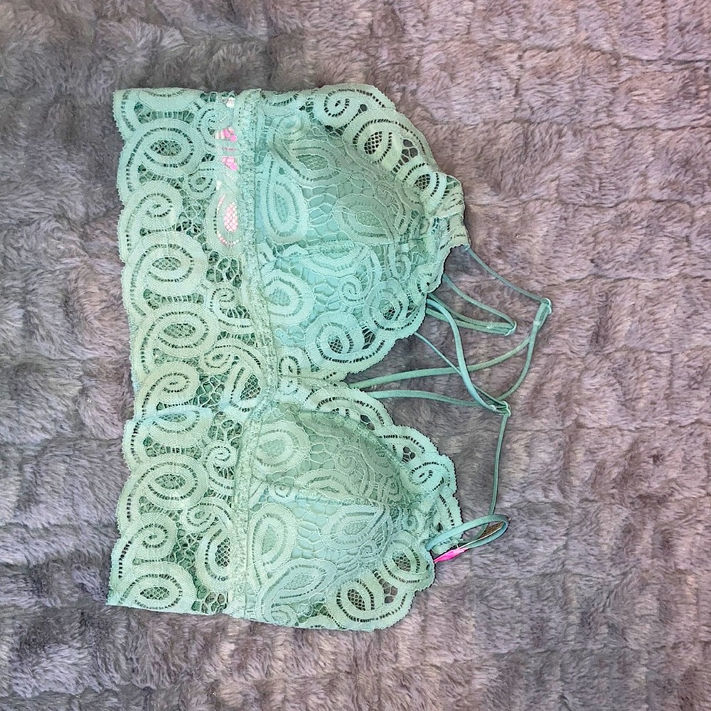 PINK Victoria’s Secret Lace Bralette
